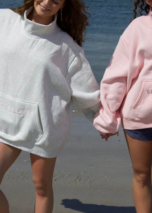 Tori mockneck